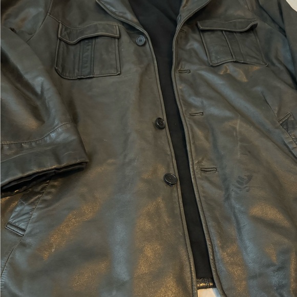 VINTAGE KENNETH COLE (New York) GENUINE LEATHER COAT. Size XL - Picture 6 of 14